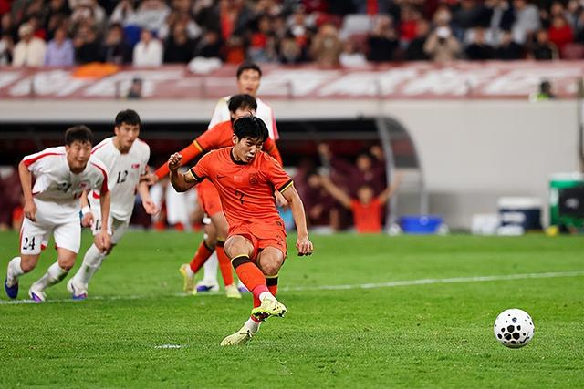 1-1战平朝鲜后，中国四队保持六场不败，球迷齐